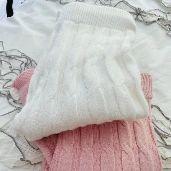 Cable Knit Cozy Leggings - Picture 2 of 2